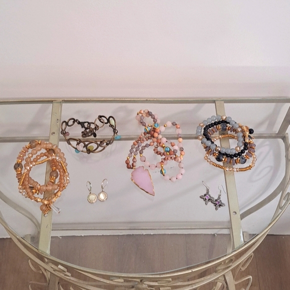 Bohemian Jewelry Bundle, 12 Pieces. - Picture 1 of 10
